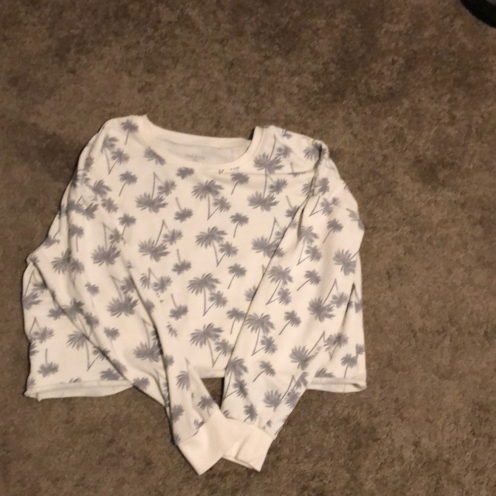 Zoe and Liv palm tree top XXL, light weight sweat shirt type material.